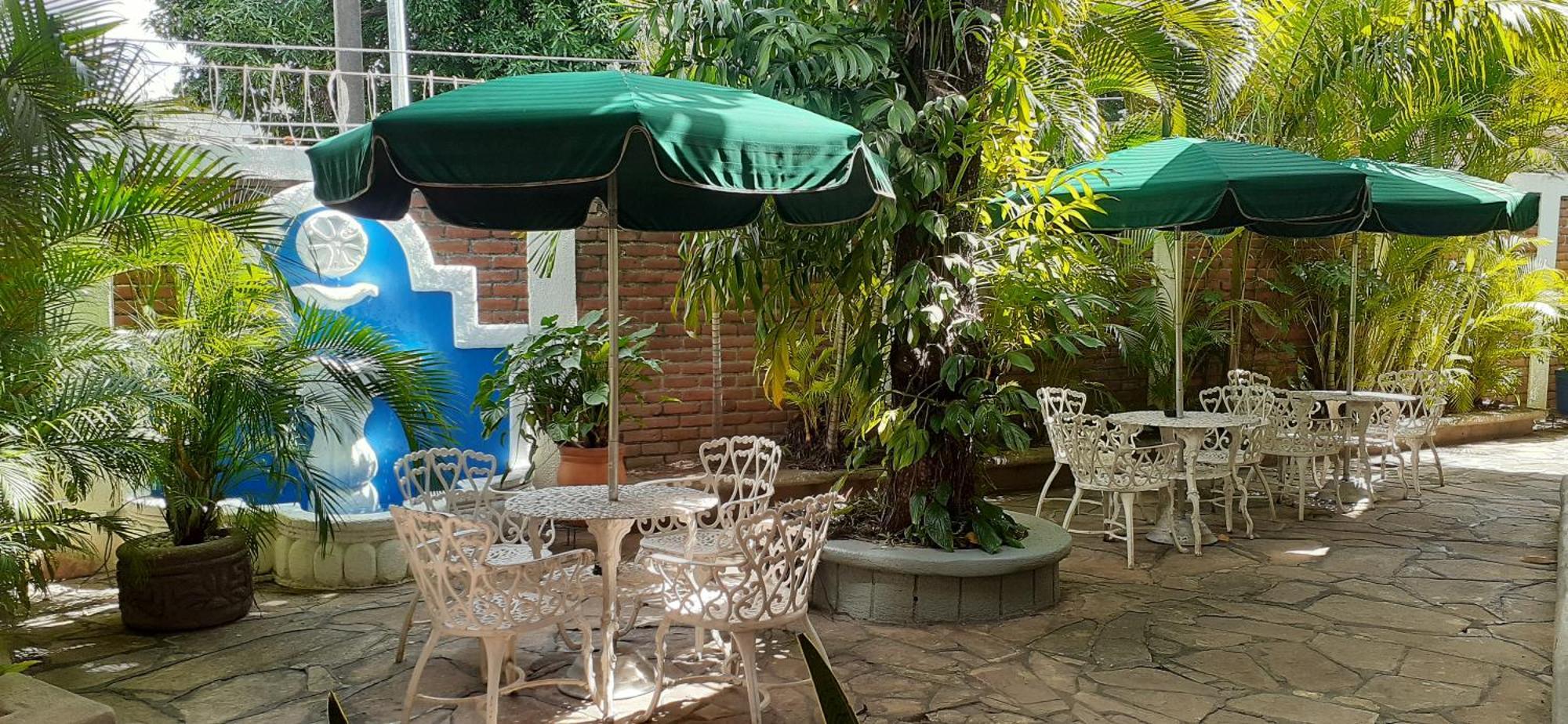 Hotel El Almendro Манагуа Екстериор снимка