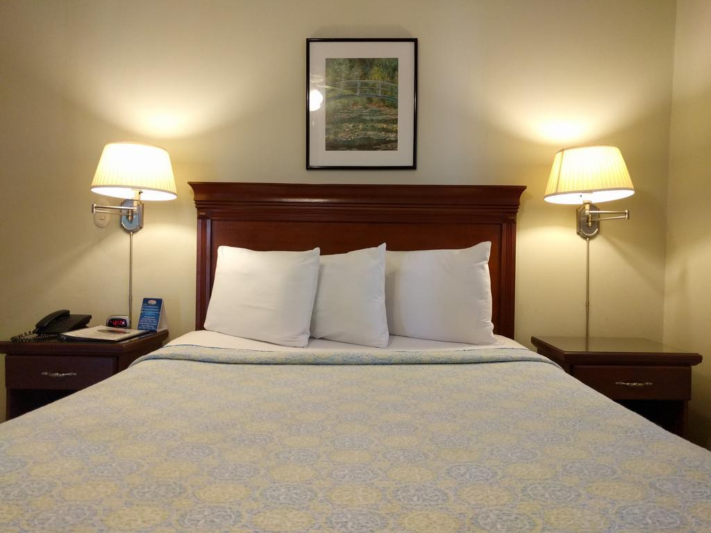 Hotel El Almendro Манагуа Екстериор снимка