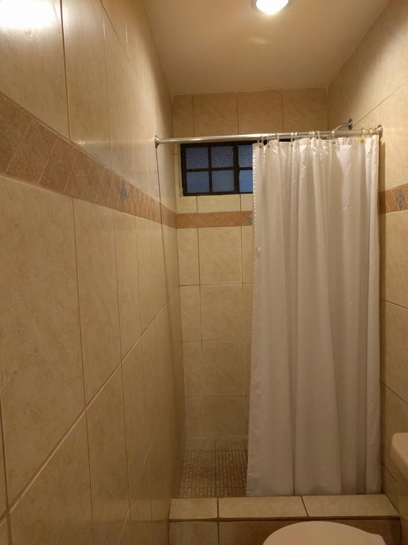 Hotel El Almendro Манагуа Екстериор снимка